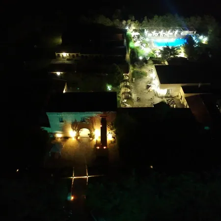 Tenuta Santicuti