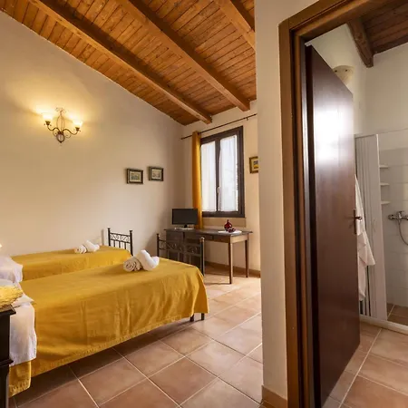 Apartahotel Tenuta Santicuti