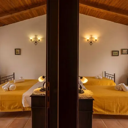 Апарт-отель Tenuta Santicuti 4*