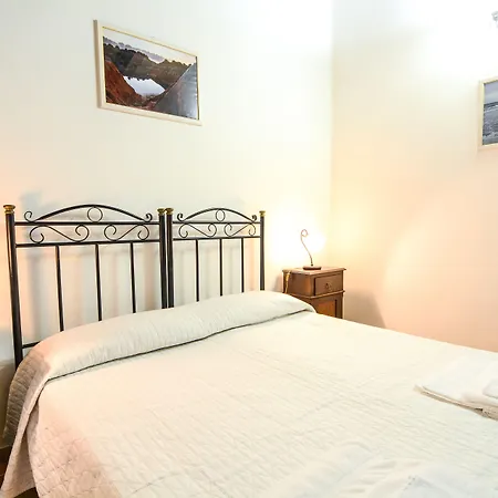 Tenuta Santicuti Aparthotel