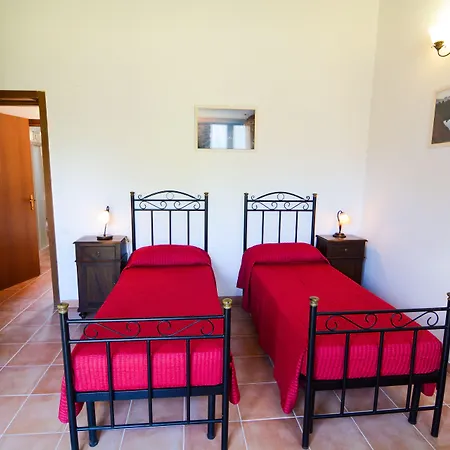 Tenuta Santicuti