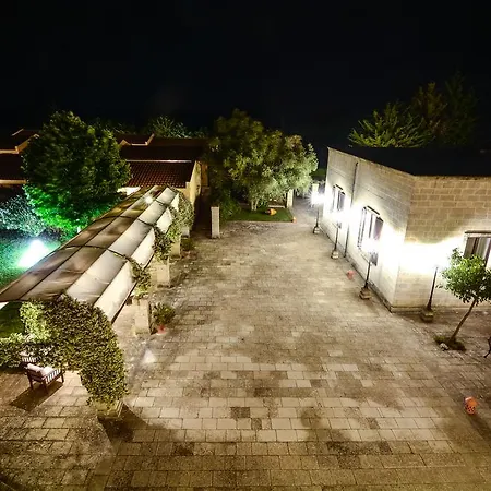 Aparthotel Tenuta Santicuti 4*